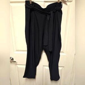 Torrid NWT Women's Black Tie Front Tapered Pants NWT Plus Size 1XL